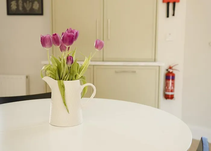 The Old Schoolhouse - Teacher's Quarters Апартаменты