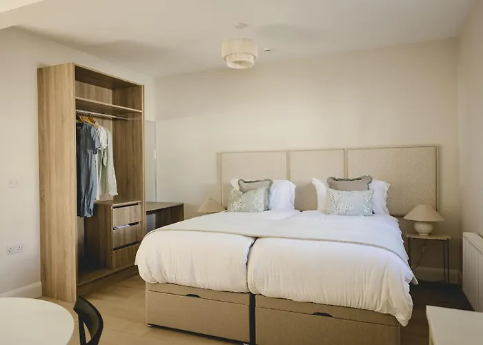 The Old Schoolhouse - Teacher's Quarters Донегол